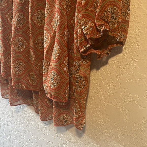 Allison Joy sheer print top - Picture 5 of 5